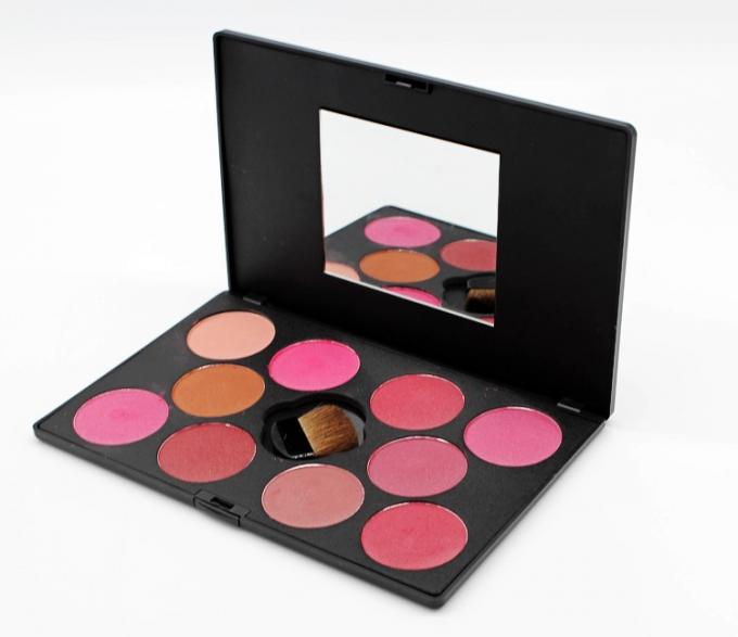 Fashional Powder Face Makeup Blush Long Lasting With Mineral Ingredients